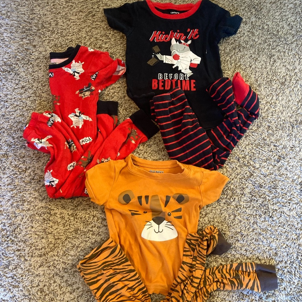 Kids summer / fall Pajama Sets size 4T